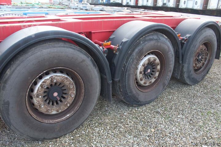 Swap body semi-trailer Broshuis 