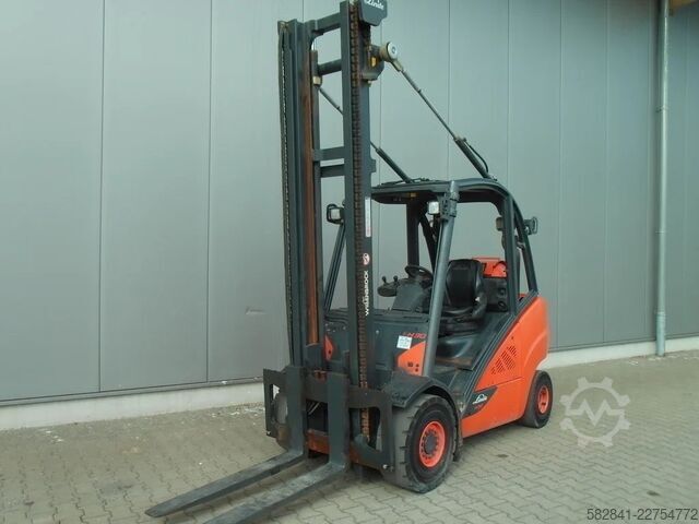 Treibgasstapler LINDE H 30 T - 02