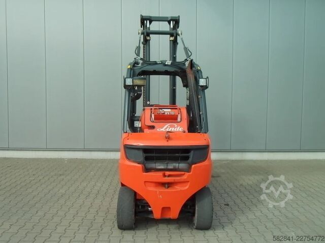 Treibgasstapler LINDE H 30 T - 02