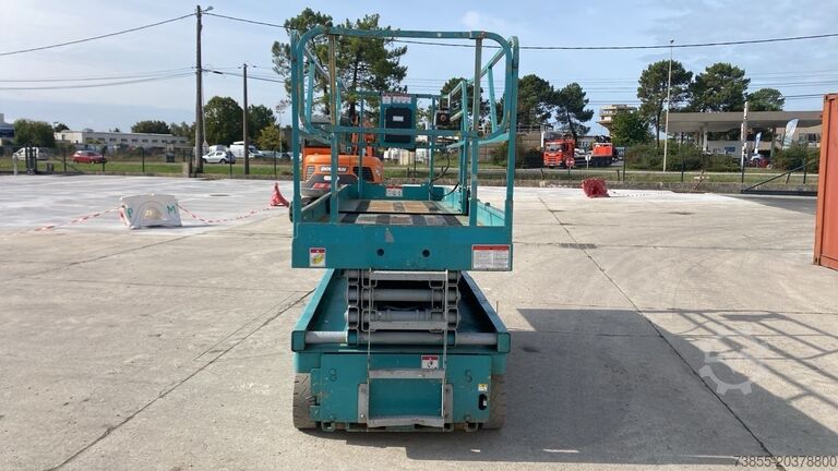 Scissor Lift Haulotte Compact 10 (10m)