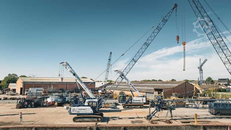 Raupenbagger Nobas UB35S