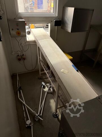 Komplettes Wiege- und Verpackungssystem Complete weighing and packing system Complete system