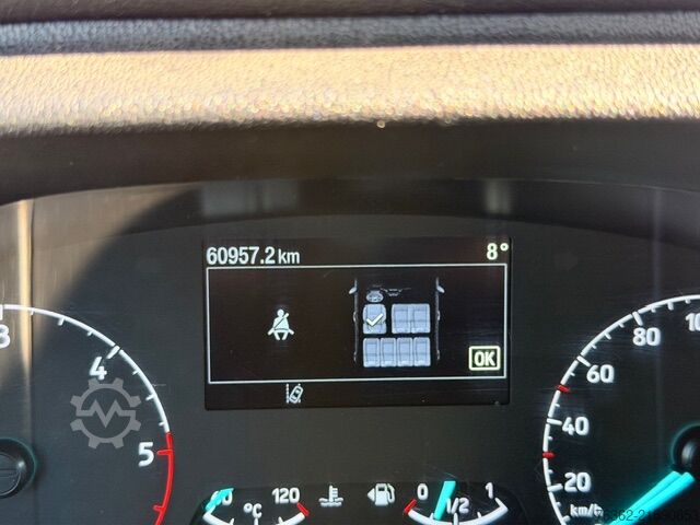 Transporter mit Doppelkabine Ford Transit Pritsche 350 L3 Doppelkabine AHK