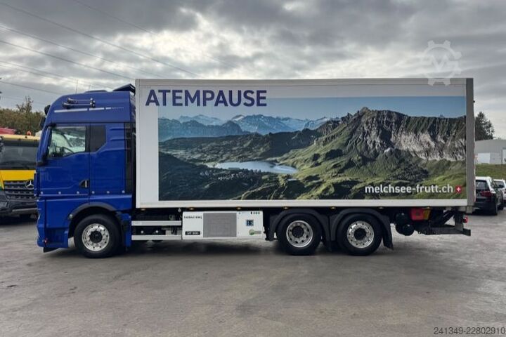 Refrigerated truck MAN TGX 26.510 6x2 Thermoking UT800