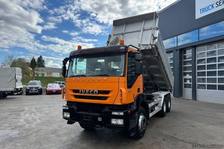 Tipper truck IVECO Trakker 410 6x4 Moser