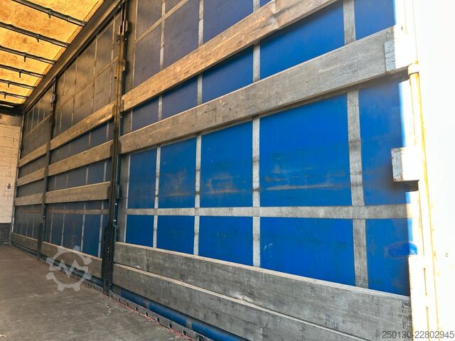 Flatbed truck with tarp MAN TGX 26.440 6x2 BL Plane & Retarder /EDSCHA