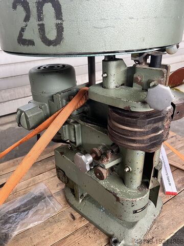 Dübelabläng- und Anfasmaschine Löser AA200