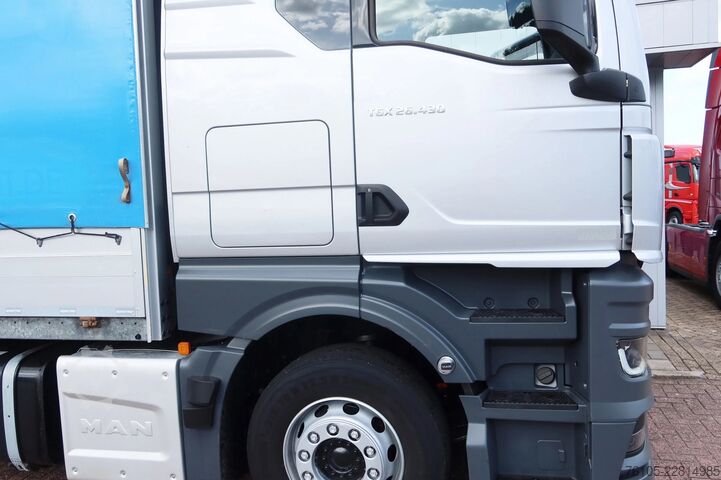 Schiebeplane MAN TGX 26.430 6x2  Huif + schuifdak , Full air, st...
