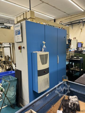 Zahnrad-Abwälzfräsmaschine Pfauter PE150