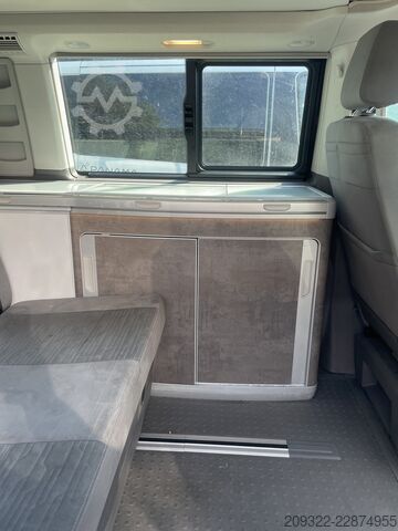 Wohnmobil Volkswagen California T6.1 Ocean 2023 | Cambio automatico | Tetto a soffietto