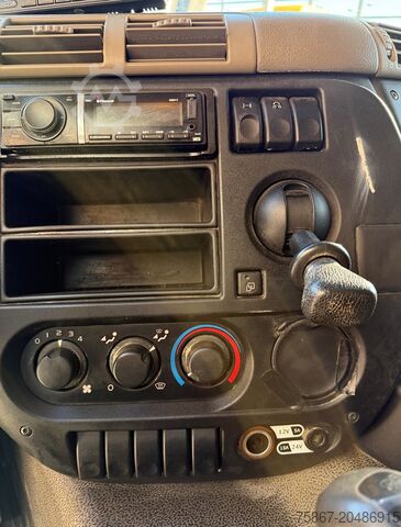 Truck with fixed body DAF CF 75.360