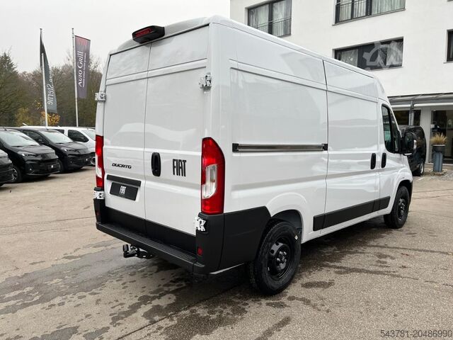 Kleinbus FIAT Ducato 35 L2H2 AHK RüKa CarPlay Allwetterreifen