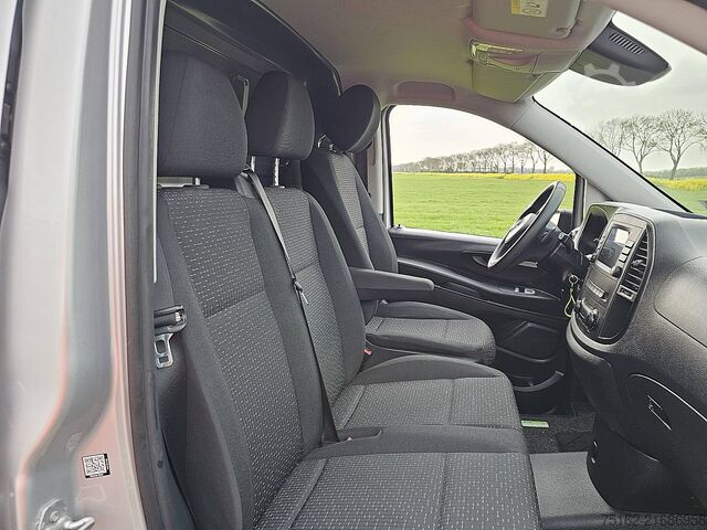 High-roof van MERCEDES-BENZ VITO 116 L2 Navi Automaat AC!