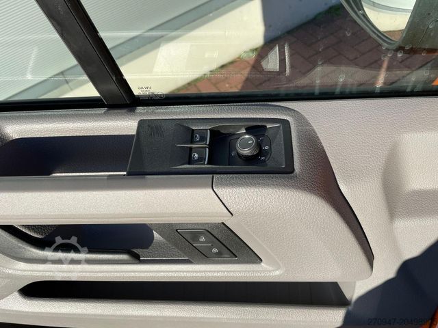 Pick-up van MAN TGE 3.160 Pritsche DOKA MR HECK AHK 3.5t ACC NAV