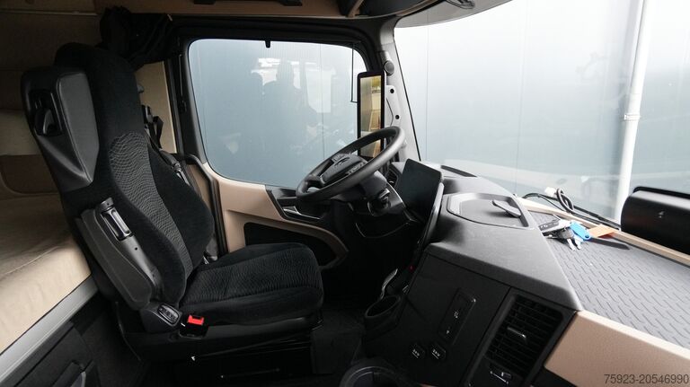 Standard-SZM Mercedes-Benz ACTROS 1945 GIGASPACE 727.600KM