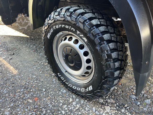 Pick-up van VOLKSWAGEN CRAFTER OFFROAD DoKa LANG 4 MOTION RRE