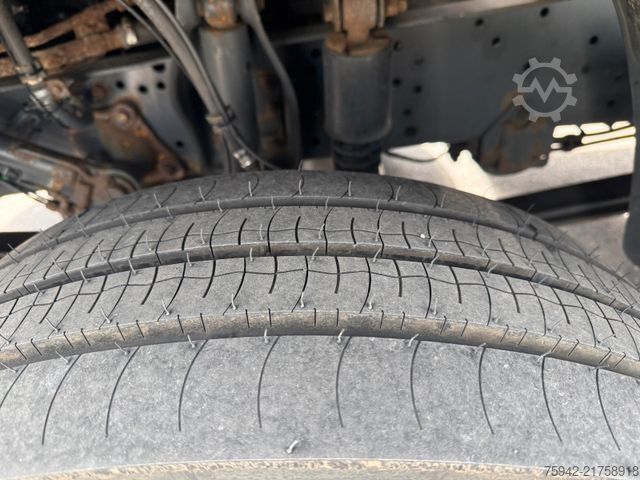 Flatbed truck with tarp MERCEDES-BENZ Atego 3 1224 LBW 1,5 AHK AUTOMATIK