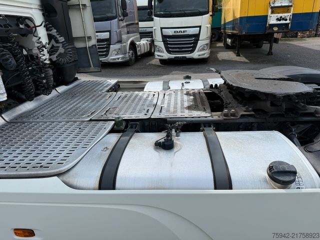 Standard SZM DAF XF 480 SSC RETARDER 2 TANK 6e NAVI