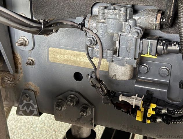 Standard tractor unit DAF XF 480 EURO 6 FT SSC 2X TANKS TOP CONDITION NL-T