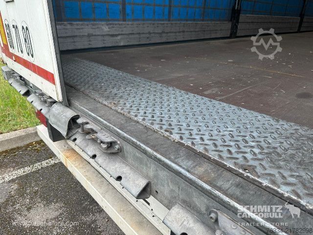 Auflieger mit Pritsche & Plane Schmitz Cargobull Semitrailer Curtainsider Standard