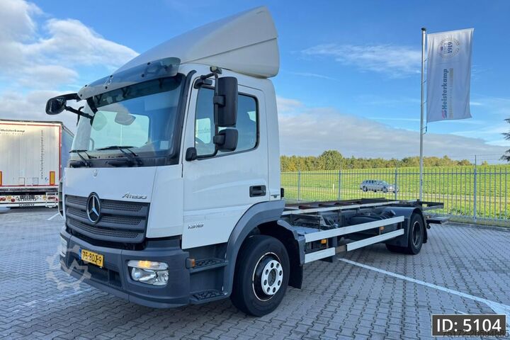 BDF system Mercedes-Benz Atego 1318 Day Cab, Euro 6, / BDF / DHOLLANDIA ...