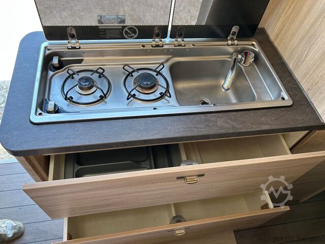 Caravan/camper Fiat Weinsberg Carabus 600 K | 4 Posti Letto | Completamente Attrezzato