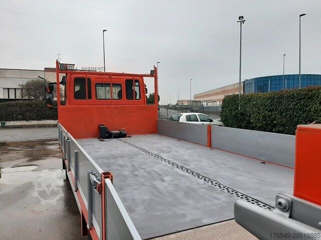 Fahrzeugtransportplattform Iveco ML 120-190