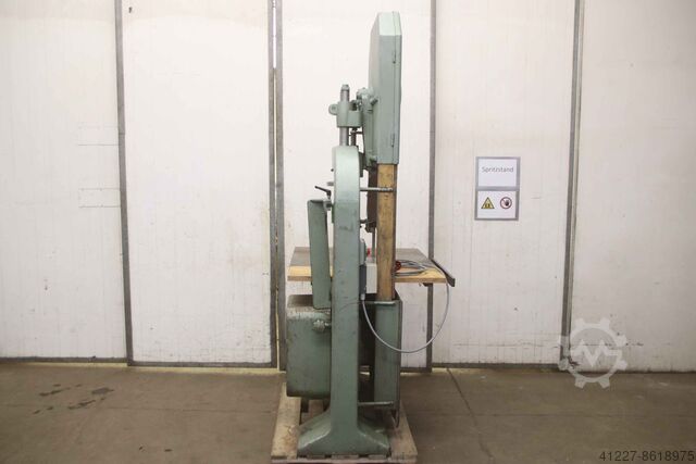 Wood band saw 4 kW Hema Arbeitstisch schwenkbar