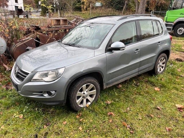 Pick-up VOLKSWAGEN Tiguan Track & Field 4Motion - MOTORSCHADEN -
