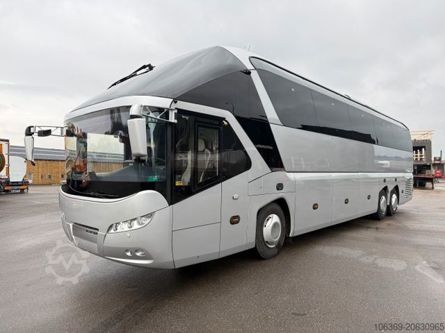 Motor coach NEOPLAN Starliner N 5218 Euro 6