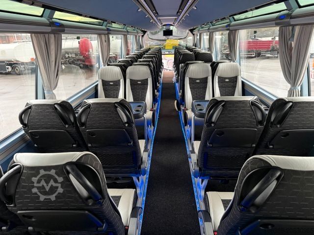 Motor coach NEOPLAN Starliner N 5218 Euro 6