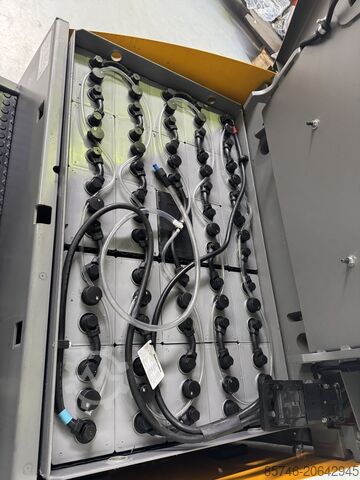 EFX 413 Triplex FFL!! JUNGHEINRICH EFX 413 X + i = Wire Guidance !! Triplex FFL !!