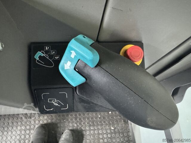 EKS 412 S - Wire Guidance !! PSA !! Triplex FFL !! JUNGHEINRICH EKS 412 s - Wire Guidance !! PSA !! Triplex FFL !!