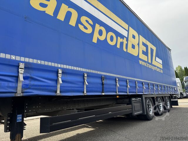 SCS 24/L Mega lift axle, 3m internal height Schmitz Cargobull SCS 24/L Mega Liftachse, 3m Innenhöhe