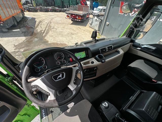Cattle truck MAN TGX 18.420 4x2 1.Stock Cuppers Viehtransporter