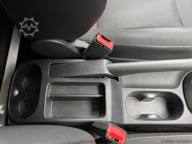 Panel van VOLKSWAGEN CADDY MAXI REGALS. TEMP. 4MOTION DACHTRÄ. KLIMA