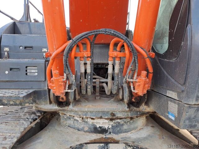 Crawler excavator Hitachi ZX350LC-6 (+ Trimble Earthworks GPS)