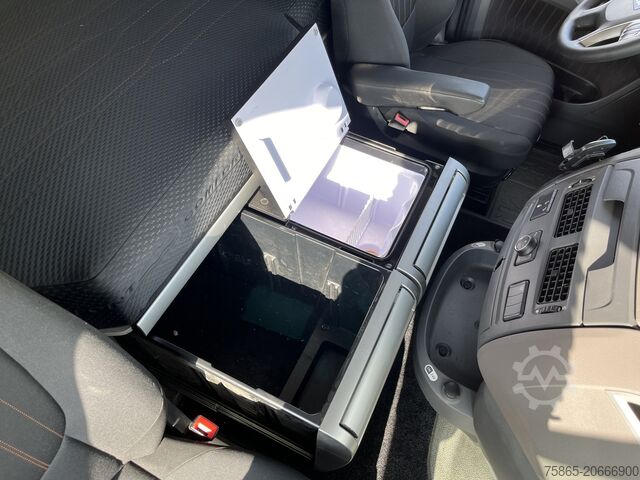 Standard tractor DAF XF 480 FTP Space Cab / 414 dkm / Stand Klima / ...