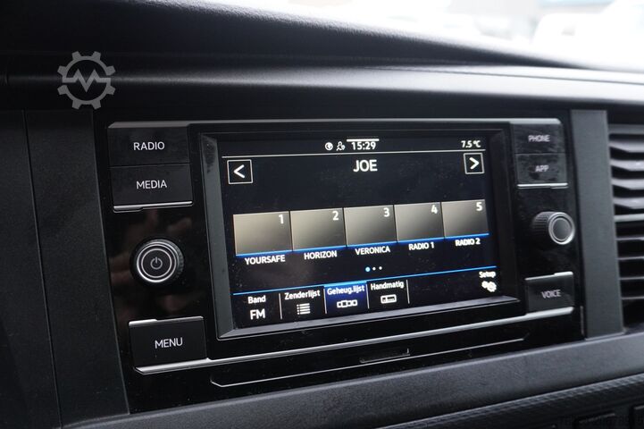 Delivery van Volkswagen Transporter 2.0 TDI L2 EURO 6 - Airco - PDC - C...