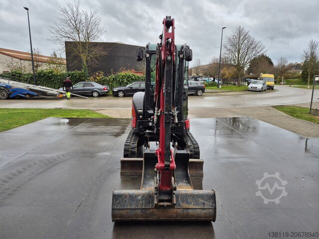 Mini excavator Yanmar ViO26-6