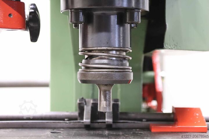 Profilstahlschere Stanze, 5-fach kombiniert Mubea HIW 1000