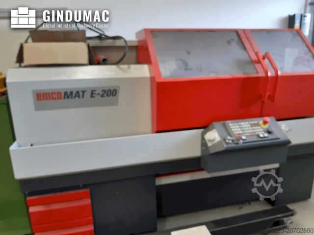 Horizontal-Drehmaschine EMCO Emcomat E-200