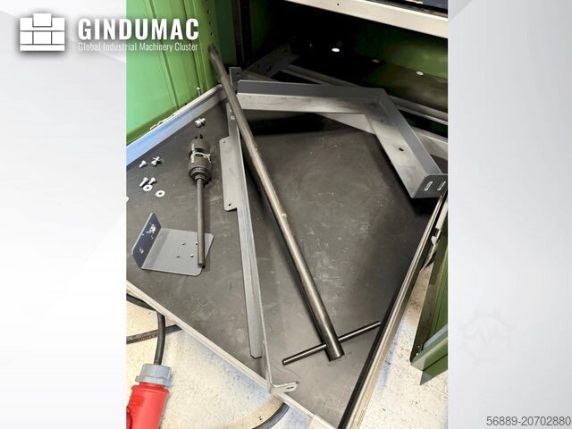 Horizontal-Drehmaschine EMCO Emcomat E-200