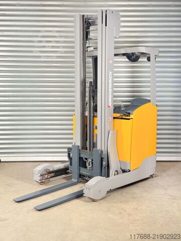 Reach truck Jungheinrich ETV 214 - Service Neu - Batterie 83% Garantie
