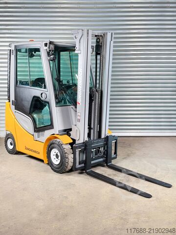 LPG front loader Jungheinrich TFG 320s - Nur 2673 Std.- Service Neu - VW Motor