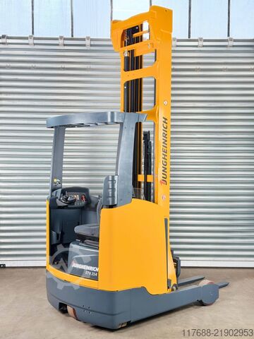 Reach truck Jungheinrich ETV 214 - Service Neu - Batterie 84% Garantie