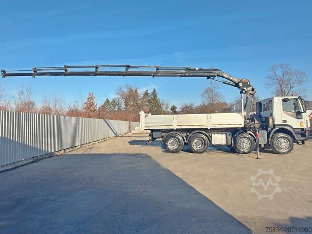 Autokran IVECO TRAKKER * HIAB 211 E - 6 HIDUO+ FUNK / 8x4 *TOP