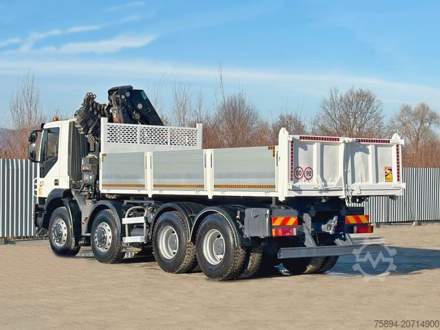 Autokran IVECO TRAKKER * HIAB 211 E - 6 HIDUO+ FUNK / 8x4 *TOP