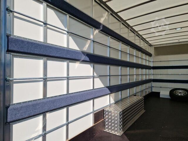 Hoher und langer Kastenwagen Fiat Ducato