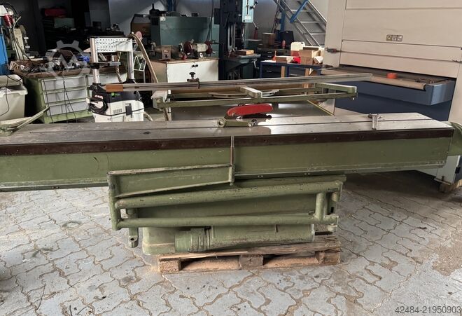 Sliding table saw Martin T75